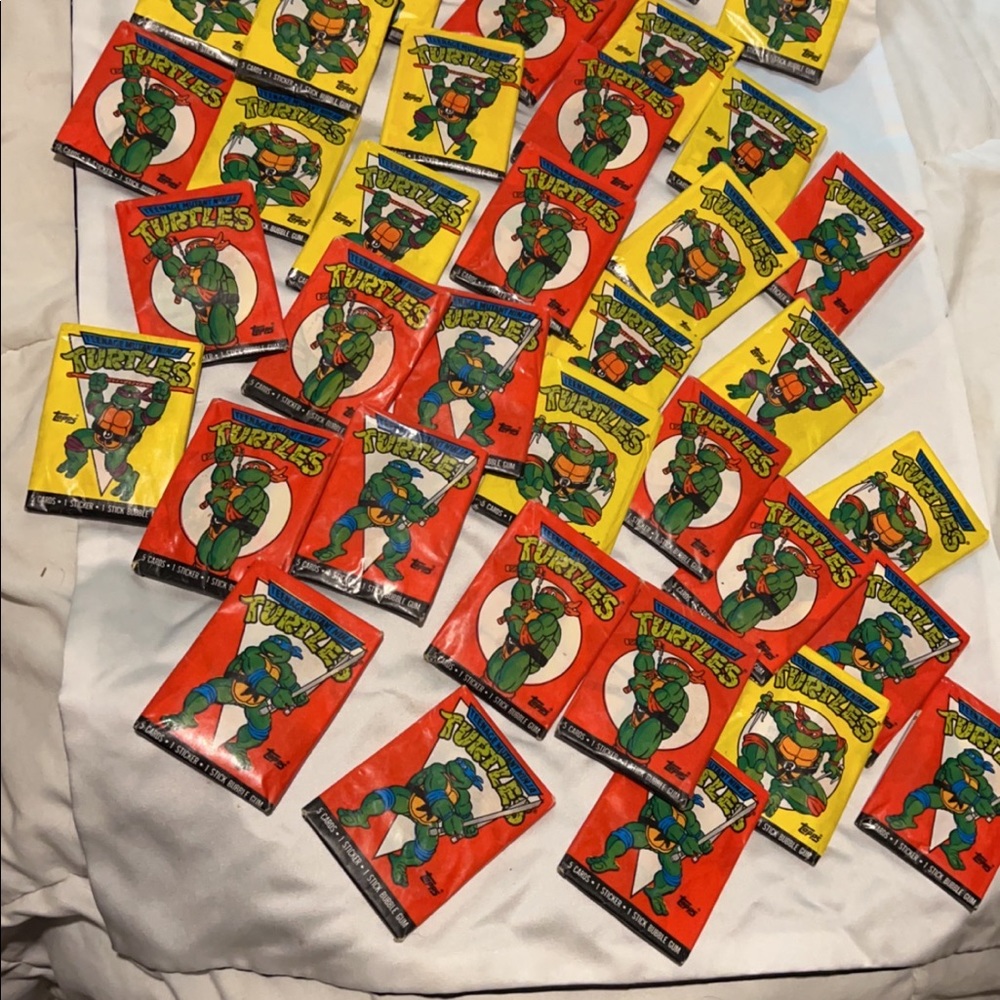 41 Topps ninja turtle trading cards